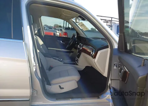 2014 Mercedes-Benz Glk 350 4Matic z USA, uszkodzony, nr VIN WDCGG8JB3EG316610